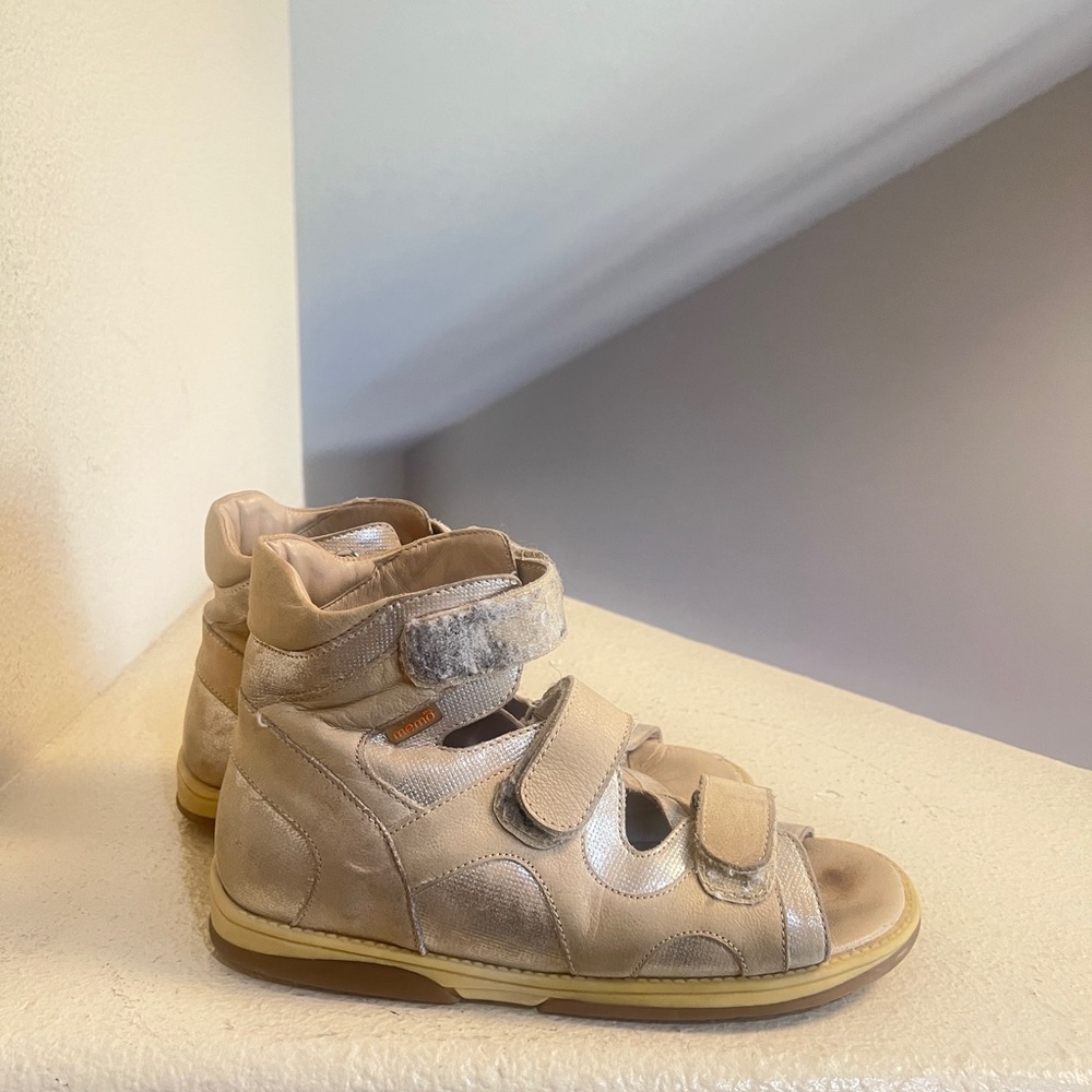 Memo‎ Joanna Girls Orthopedic Corrective Ankle Brace Sandal Size 36
